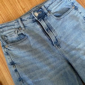American Eagle Mom Jeans